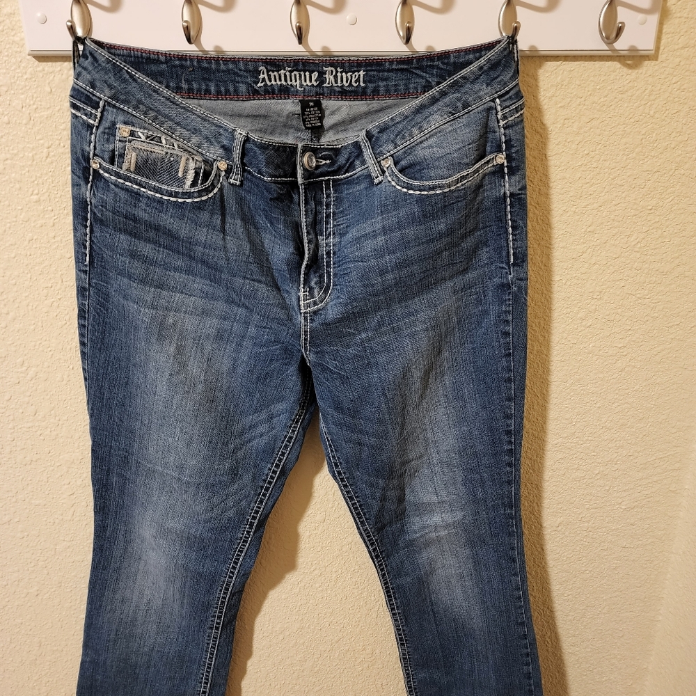 Antique rivet size 36